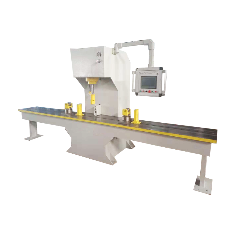 产品案例：扁钢校直机