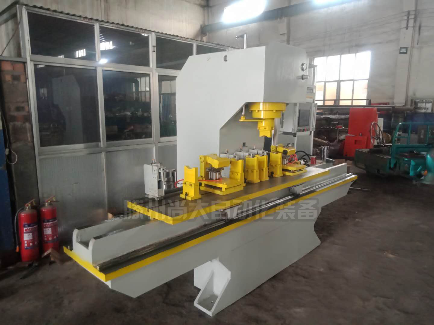 汽车半轴校直机案例